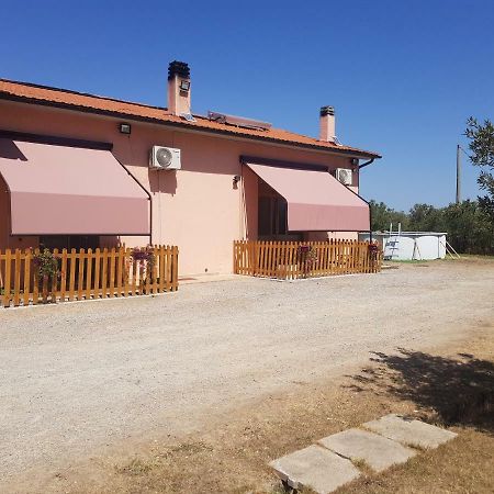 Ilboschetto Magnolia Villa Albinia Buitenkant foto